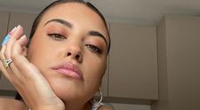 Filmulețul cu Antonia care s-a viralizat online! Poartă un body alb prin care se vede aproape tot și e mai sexy ca oricând