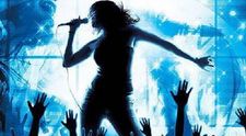 Divertis te provoaca la karaoke