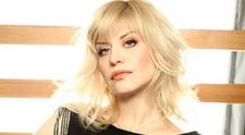 Loredana isi lanseaza noul album LIVE pe acasatv.ro