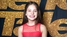 O cântăreață de operă de 10 ani a luat Golden Buzz-ul la America’s Got Talent. Juriul a fost uluit