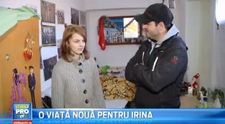 La 19 ani, Irina invata sa zambeasca si sa isi faca vise. Zeci de romani s-au oferit sa o ajute cu bani, haine si alimente