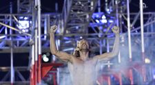 EXCLUSIV Primul american care a trecut probele la Ninja Warrior ne spune cum a castigat premiul de un milion de dolari
