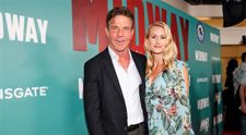 Dennis Quaid, cu logodnica studentă la un eveniment dedicat regretatului Johnny Cash