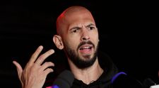 Andrew Tate scandalizează internetul. Milionarul a spus: „Dacă începe Al Treilea Război Mondial, femeile ar fi fericite să se culce cu soldații inamici pentru bani”