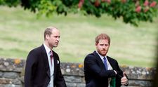 Prințul Harry are zilele numărate în Familia Regală a Marii Britanii. Prințul William vrea să îl șteargă din cărțile de istorie și va face acest lucru imediat ce va urca pe tron: „Fratele capricios și soția înfometată de celebritate”