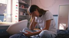 O fată de numai 12 ani și-a înscenat răpirea ca să obțină bani de la părinții ei. Ce a urmat