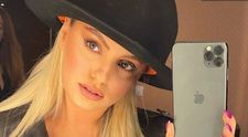 Alexandra Stan și-a surprins din nou fanii: a postat pe story o fotografie în care e goală