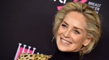 Sharon Stone, apariție răvășitoare la 63 de ani. Vedeta a pozat doar în lenjerie intimă pe coperta unei celebre reviste