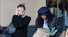 Fiica lui Johnny Depp, surprinsă cu iubita sa, o rapperiță celebră, la cumpărături! Reacția bizară a actriței când paparazzii și-au făcut apariția în zonă