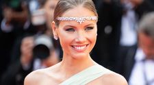 Amandine Petit, accident vestimentar major pe covorul roșu, la Cannes