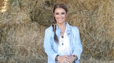 Anamaria Prodan, familistă convinsă și mamă cool! “Nu mă simt nici cicălitoare, nici geloasă!”