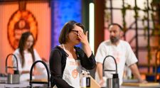 MasterChef, 7 octombrie. Concurenții trebuie să gătească un preparat în memoria mamelor! Emoțiile sunt la cote maxime, iar lacrimile continuă să curgă: „Am ținut-o de mână și am știut că a doua zi n-o să se mai trezească…”