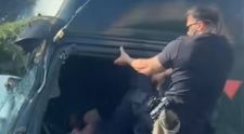 Ce detalii au ieșit la iveală despre șoferul de TIR bătut cu picioarele de Poliţia Locală, după ce a provocat un accident