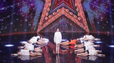 Românii au talent, 24 martie 2023: Fabrica de teatru, un grup de adolescenți ce a transmis un mesaj important prin teatru