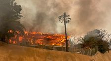 Un fost actor orb a murit în incendiile din Los Angeles! Mama lui, o celebră prezentatoare TV, a făcut tot posibilul să își salveze fiul: „Nu l-am putut muta”