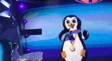Pinguinul l-a făcut pe Alex Bogdan să plângă: “Nu mă așteptam ca acest moment să mă deschidă atât de tare”