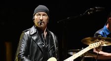 The Edge, chitaristul trupe U2, prezent la Untold 2021. Acesta l-a însoţit pe DJ-ul Martin Garrix la festival