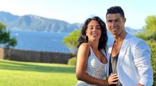 Georgina Rodriguez și-a etalat burtica de gravidă! Iubita lui Ronaldo arată fabulos