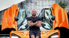Un cunoscut influencer a murit pe loc în timpul unei sesiuni de tatuaje! Care a fost cauza decesului