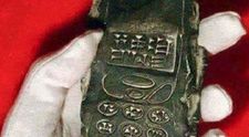 Adevărul despre ”telefonul mobil vechi de 800 de ani”, care a devenit viral pe net