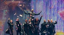 Celebrul cântăreț Usher, fermecat de o româncă! Cine e Roberta Maria, bomba sexy alături de care a făcut show la un concert din Londra
