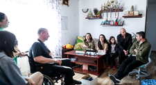 VIDEO Sacrificii mari pentru casa de vis a familiei Voicilaș: Doi ani am mâncat doar cartofi