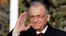 Mormântul lui Ion Iliescu a fost pregătit. Cum arată locul de veci al fostului președinte al României