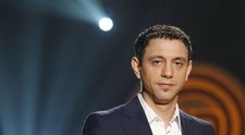 Il recunosti? Adolescentul cu pusca pe umar face acum armata cu concurentii