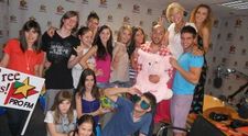 Trupa “La-La Band” a facut show la Pro FM, in emisiunea lui CRBL. GALERIE FOTO