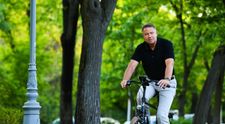 Klaus Iohannis, amintiri din copilărie. Cum arăta la 17 ani