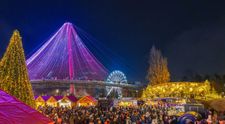 Ce concerte vor fi în West Side Christmas Market din Parcul Drumul Taberei de Crăciun. Programul complet al evenimentelor pe 24, 25 și 26 decembrie