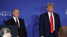 O nouă gafă monumentală a administrației americane! Ce s-a găsit într-o cameră de hotel din Alaska cu două ore înainte de întâlnirea lui Donald Trump cu Vladimir Putin