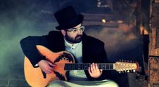 Eurovision 2014: Vizi Imre ar putea reprezenta Romania in competitie. Asculta aici piesa cu care cantaretul spera sa cucereasca Europa 