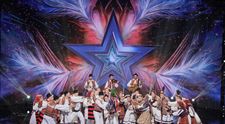 Ansamblul Cercănelul a ridicat sala în picioare cu dansul tradițional din Borșa, adus pe scena de la „Românii au talent”. Prestația maramureșenilor s-a încheiat în ropote de aplauze: „E foarte frumos să vezi momentele astea aduse pe scenă. Din păcate, se cam uită”