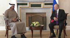 Jurnaliștii ruși, surprinși de gestul lui Vladimir Putin, la finalul întâlnirii cu șeicul Mohammed bin Zayed al-Nahyan