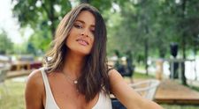 Raluka, apariție îndrăzneață într-o ținută cu inserții transparente. Reacția fanilor: „O femeie perfectă”