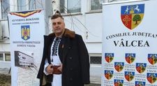 Cântărețul de muzică populară Corin Dobrinescu a murit după ce a fost lovit de o mașină