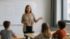 O profesoară din Timiș a murit după ce a aflat că și-a pierdut locul de muncă. Inima femeii a cedat în urma șocului