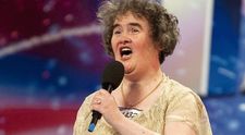 O mai știi? În 2009 cucerea lumea la Britain’s Got Talent și era considerată „comoară națională”! Acum are 65 de ani și și-a schimbat complet look-ul! Cum arată astăzi Susan Boyle