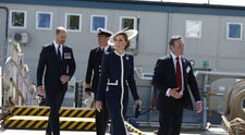 Avionul cu care călătorește Kate Middleton costă cât un castel și are tot ce îți poți imagina: bucătărie complet echipată și sală de conferințe. Prețul pe oră e unul colosal