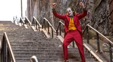 Joaquin Phoenix, în pielea lui Joker, pe marile ecrane din România