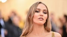 Fiica lui Johnny Depp, în București! Tânăra, de o frumusețe răpitoare, se bucură de zilele în România