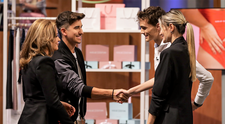VIDEO Andreea David și David Pasztor au ales oferta cea mai bună pentru Sugar Couture