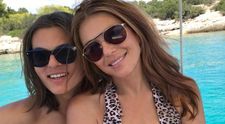 Elizabeth Hurley, nedezlipită de costumele de baie. „În mod normal nu aș face-o”