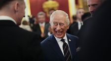 Teoria conspirației care a stârnit revoltă în Marea Britanie despre vaccinurile care ar putea avea legătură cu boala Regelui Charles. Dezvăluiri făcute de un medic controversat
