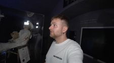 Ce i s-a întâmplat unui vânător de fantome după ce a vizitat ”cea mai bântuită păpușă din lume”. ”Sunt blestemat”