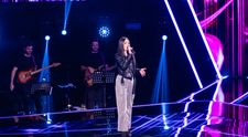 Vocea României, 27 septembrie. Alecsia Chirodea, coafeza de la Vocea României, moment spectaculos pe scenă! Concurenta a întors toate cele patru scaune și i-a uimit pe antrenori cu talentul ei: „Ai cântat angelic!”