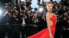 Bella Hadid a făcut un gest obscen la adresa polițiștilor și a postat momentul pe Instagram. Ce a nemulțumit-o pe vedetă
