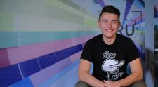 Dincolo de culori: Alex Daragiu, omul din spatele brandului Alpaca