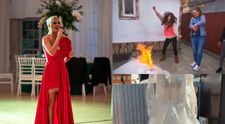 O cântăreață de muzică populară și-a ars rochia de mireasă în Sâmbăta Morților. Gestul ei a devenit viral pe TikTok